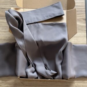 niqab & scarf box (gris claire)